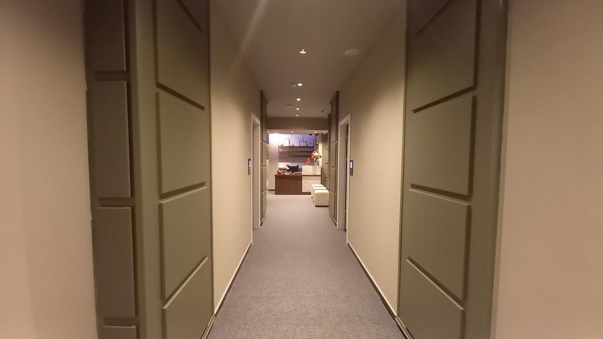 Aglon Hotel