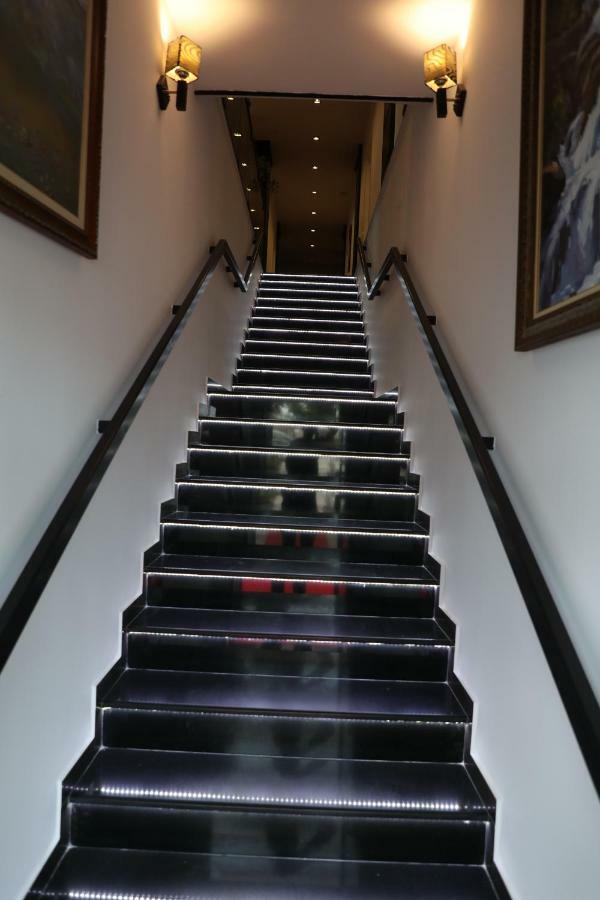 Hotel Aglon 3*